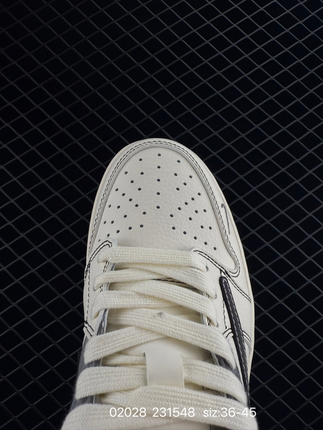 Travis Scott x Air Jordan 1 ” Reverse Mocha “